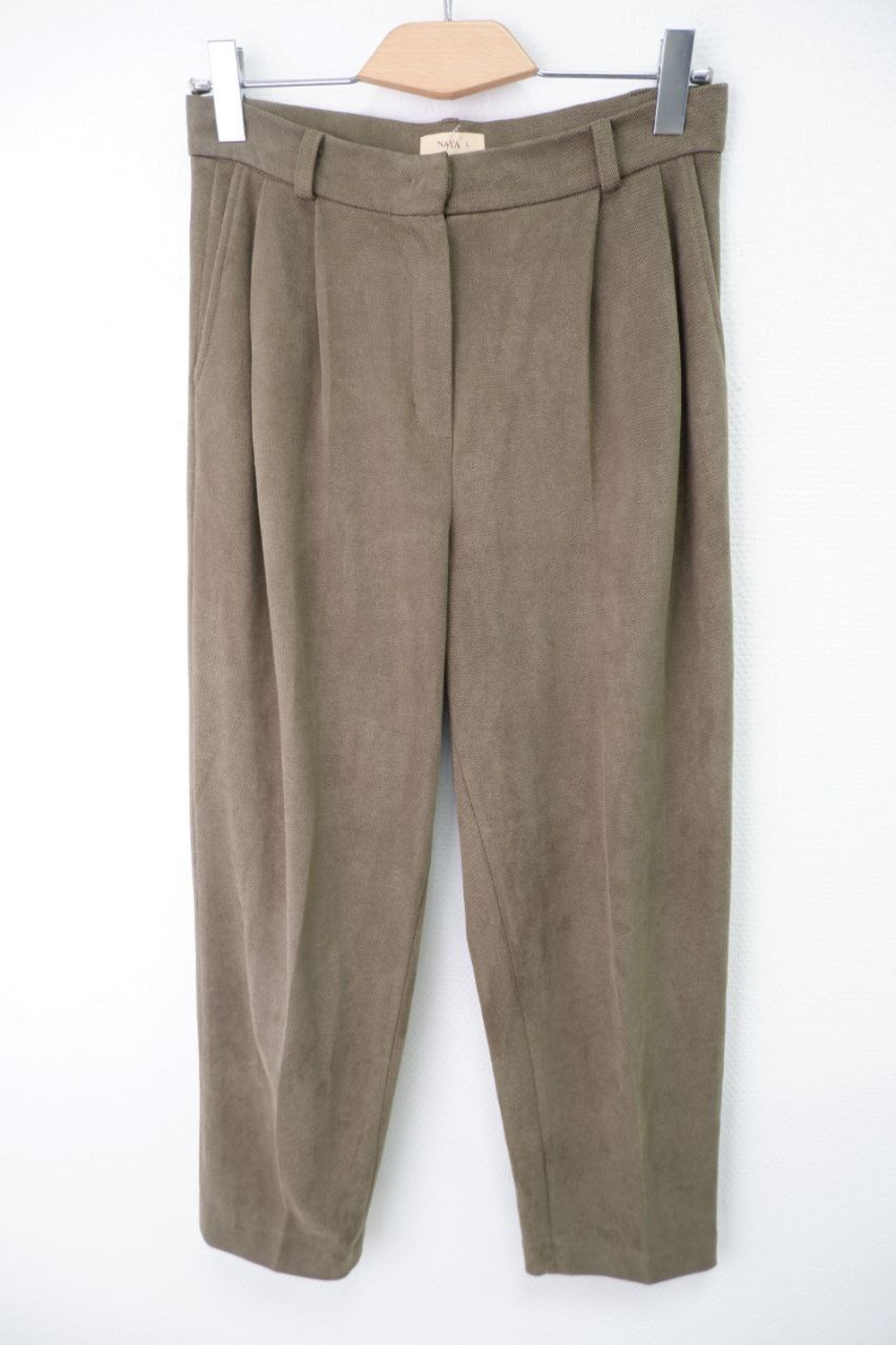 Джинсы Naya стильные 48 размер