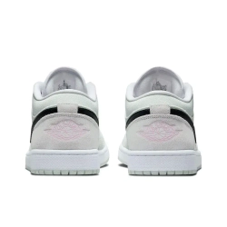 Женские кроссовки Air Jordan 1 Low SE 'Barely Green' CZ0776-300