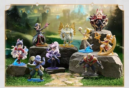 Рандомная фигурка Blind Box Pop Mart League of Legends Midlane Icons Series Figurines