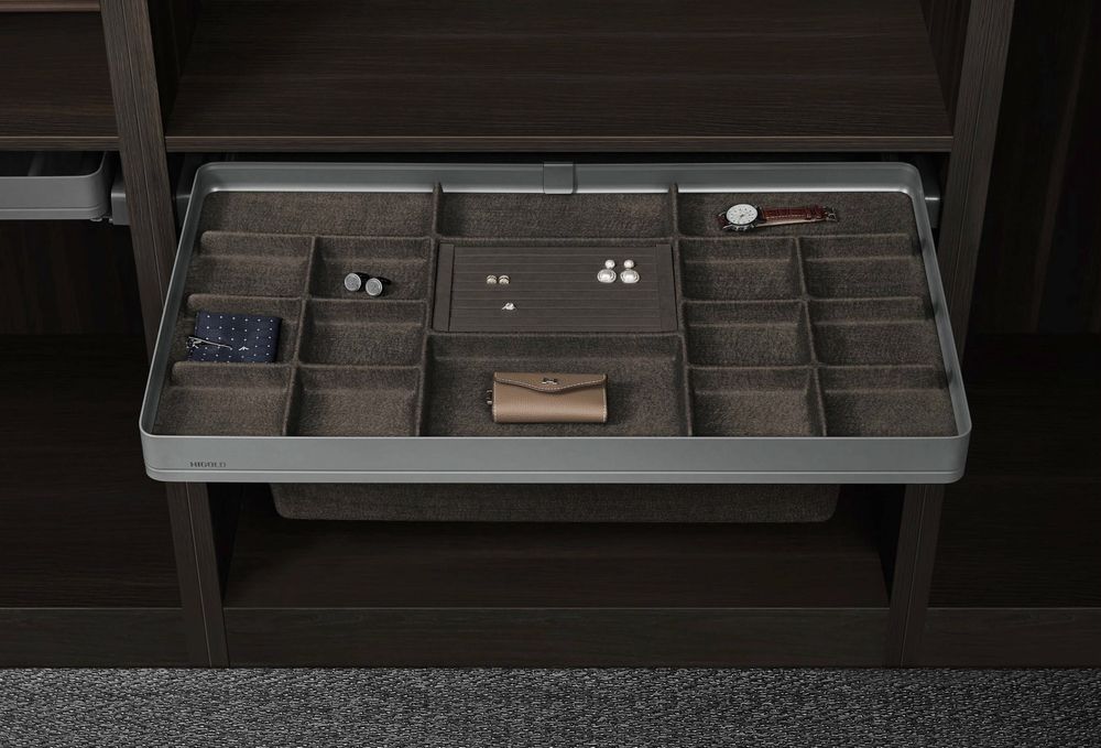 Ящик для хранения аксессуаров