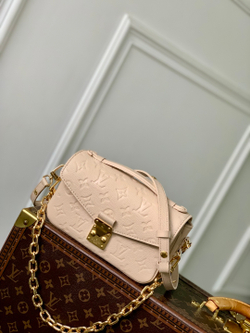 Louis Vuitton Pochette Metis East West