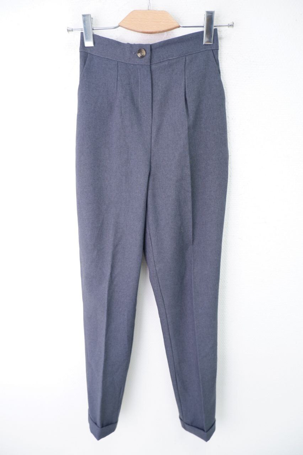 Брюки классические серые 44 размер