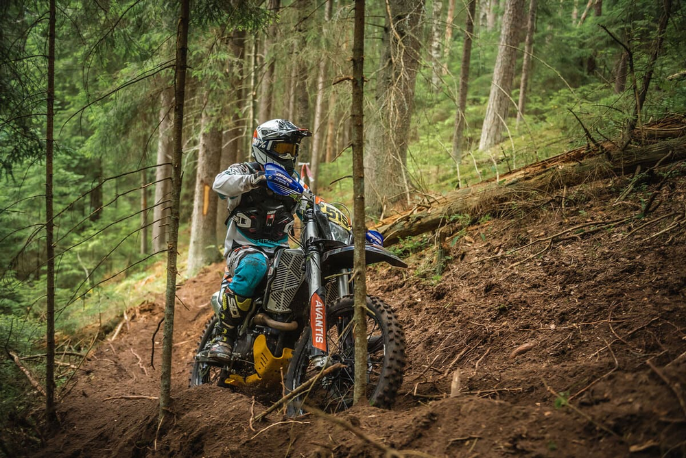 Мотоцикл AVANTIS 12-50E PITBIKE