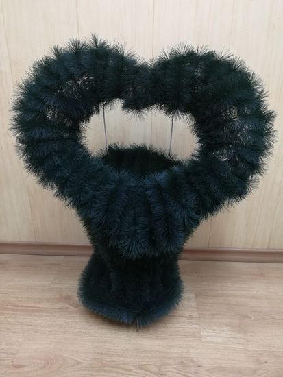 Фон Корзина КРЕМЛЕВСКАЯ малая с сердцем (ёрш) 28652