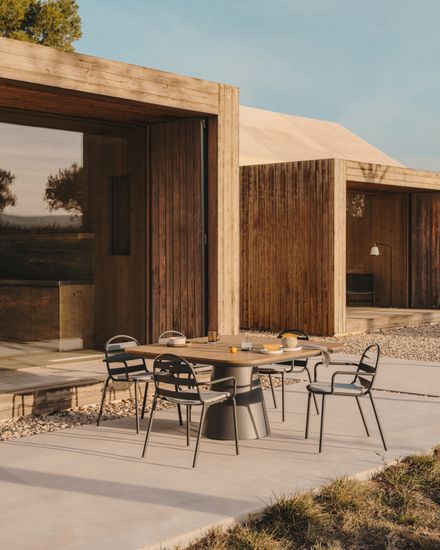 Tudons Садовый стол из алюминия серого цвета Испания La Forma