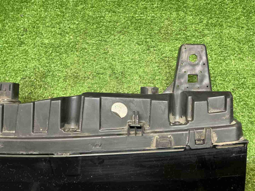 ДХО правый Voyah Dream (2021-н.в.) LED