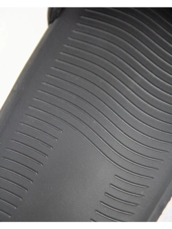 Эргономичные спортивные тапочки