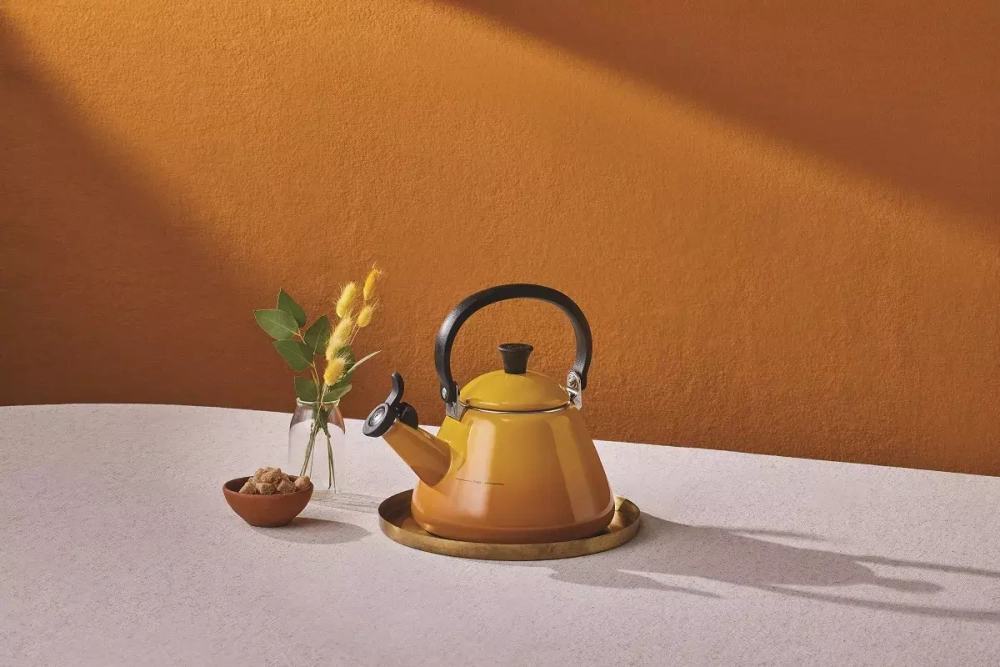 Le Creuset - Чайник Kone 1,6л Нектар / артикул   40101026720000  / GTIN 630870320924