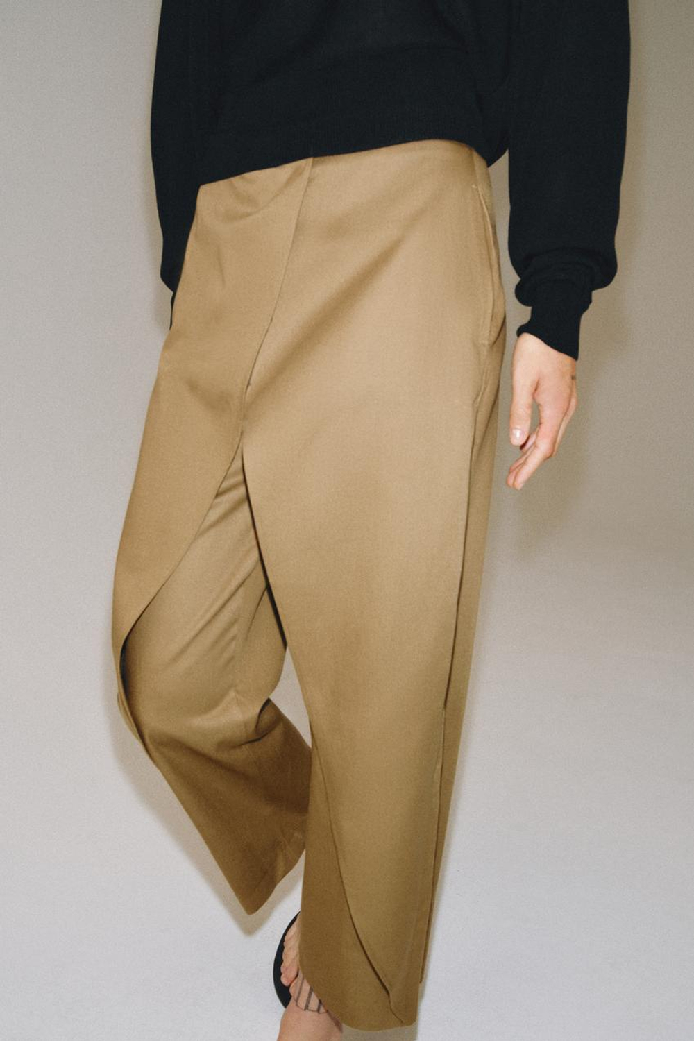 ZARA БРЮКИ С ЗАЩИПАМИ СПЕРЕДИ — ZW COLLECTION, РЫЖЕВАТО-КОРИЧНЕВЫЙ