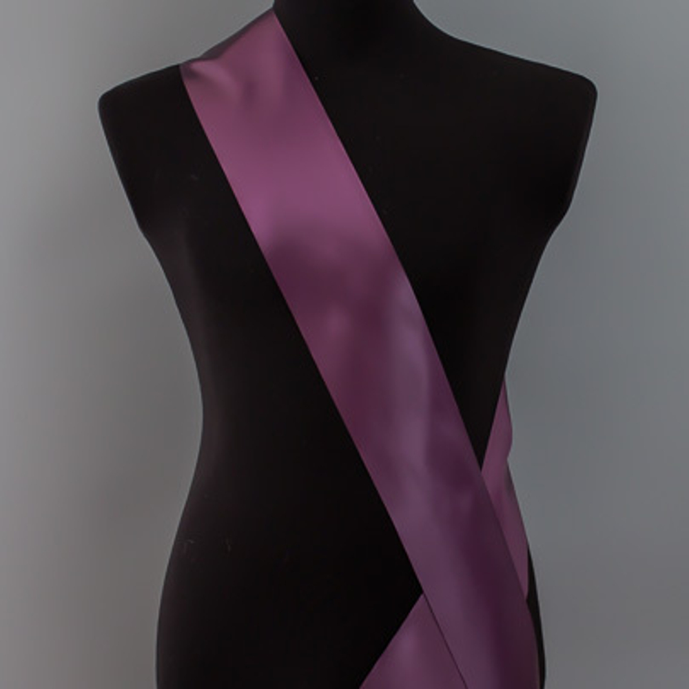 Лента наградная для конкурса красоты С НАНЕСЕНИЕМ. Цвет ленты ФИОЛЕТОВЫЙ. Крепление булавка.