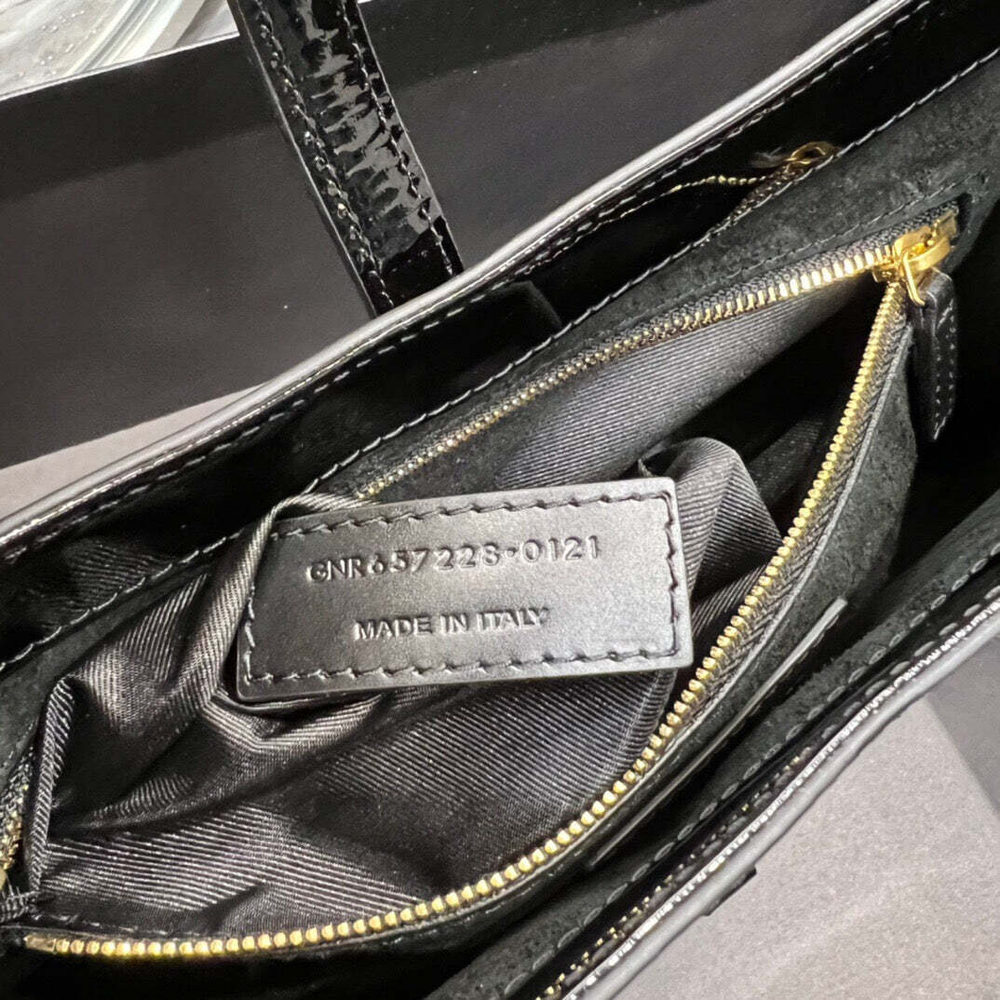 Yves Saint Laurent Hobo Bag