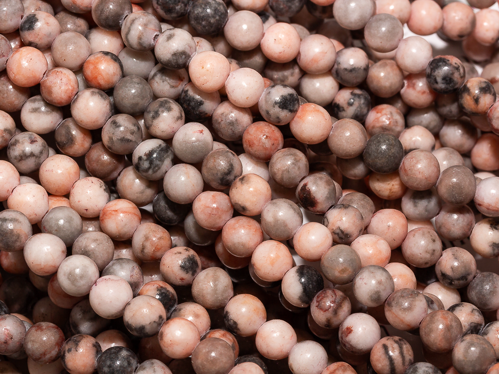 Нить бусин из розовой яшмы 6,5мм