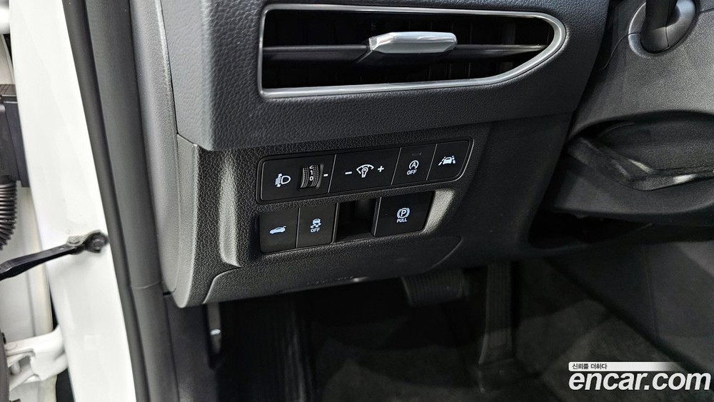 Hyundai Sonata (DN8) 2.0 (06.2020)