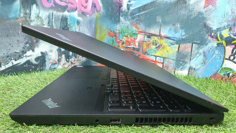 Ноутбук Lenovo i7-8/16 Gb/FHD покупка/продажа