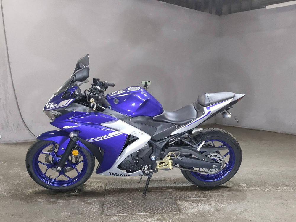 Yamaha YZF-R25 , 2017