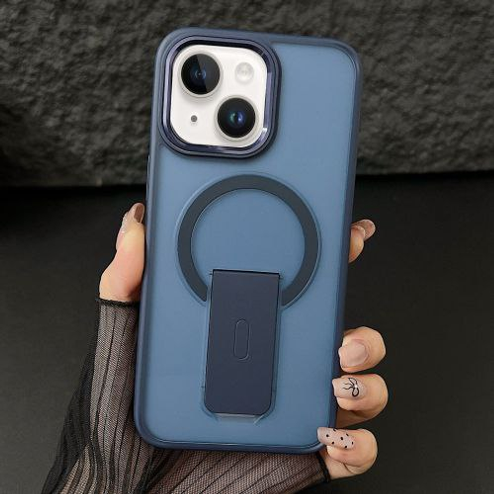 Накладка BIGC c подставкой и MagSafe для iPhone 15 Pro
