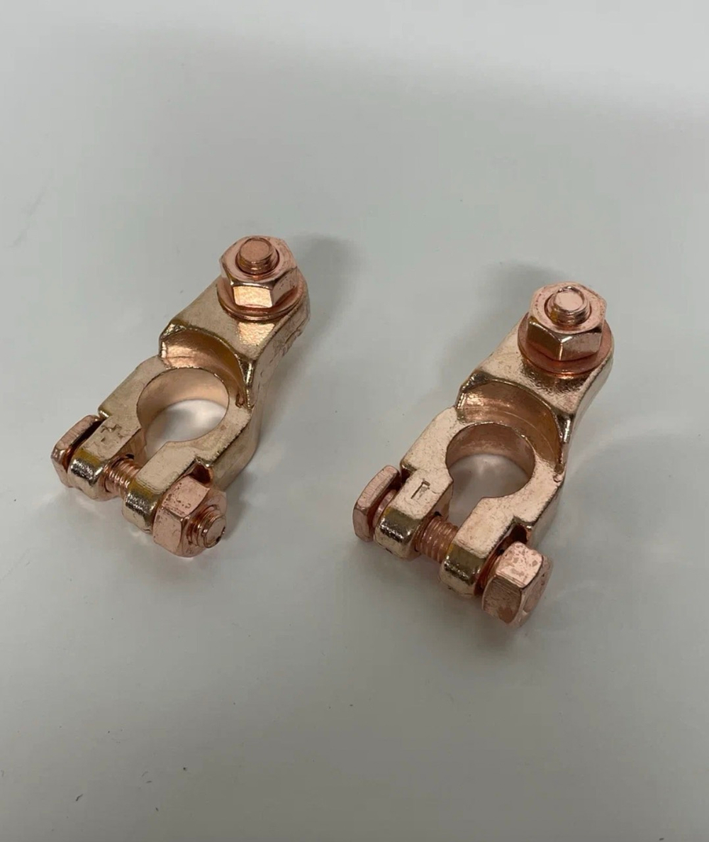 Клеммы АКБ с медным напылением и болтовым соединением провода, усиленные, Медник (2 шт. / в комплекте)