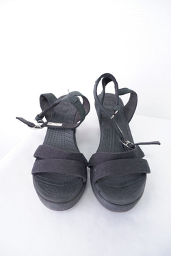 Босоножки Crocs  кожаные 36 размер