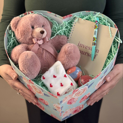 БОКС ПОДАРОЧНЫЙ "СЕРДЦЕ РОЗЫ 2"