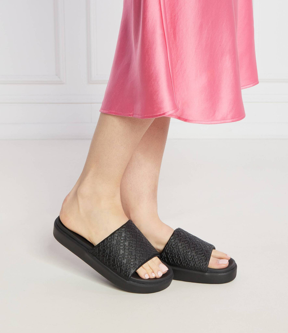 Шлепанцы Tommy Hilfiger - черный(FW0FW07855)