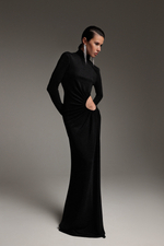 Платье с вырезом на талии