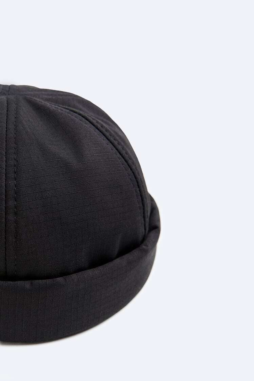 ZARA КОРОТКАЯ ШАПКА, ЧЕРНЫЙ