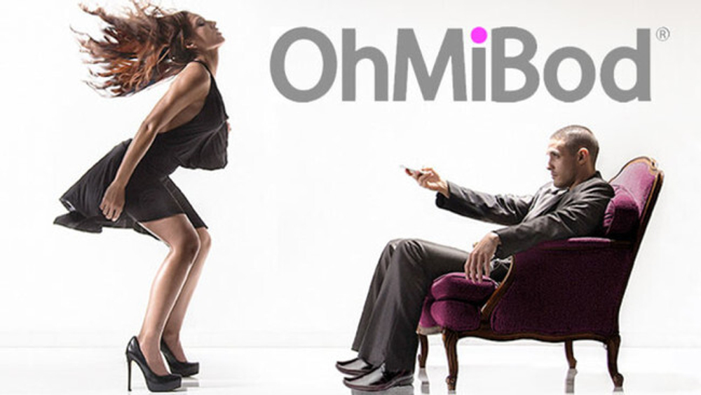 Вибромассажер с дистанционным управлением Club Vibe 3.OH Music OhMiBod , 3 способа управления (7,5 см ,фуксия с черным) (Цвет: фуксия с черным)