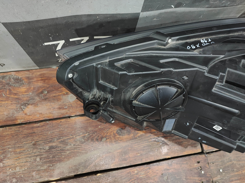 Фара правая LED FAW Bestune T99 19-нв Б/У Оригинал 3711030BQ02A