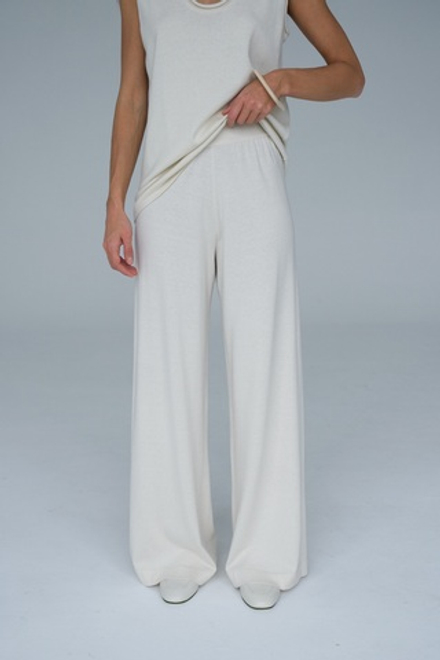 Тестовый экземпляр. Брюки Lilia. Цвет слоновая кость. №70