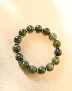 Браслет из нефрита "Круг гармонии"