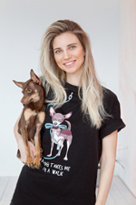 Black T-shirt with a dog