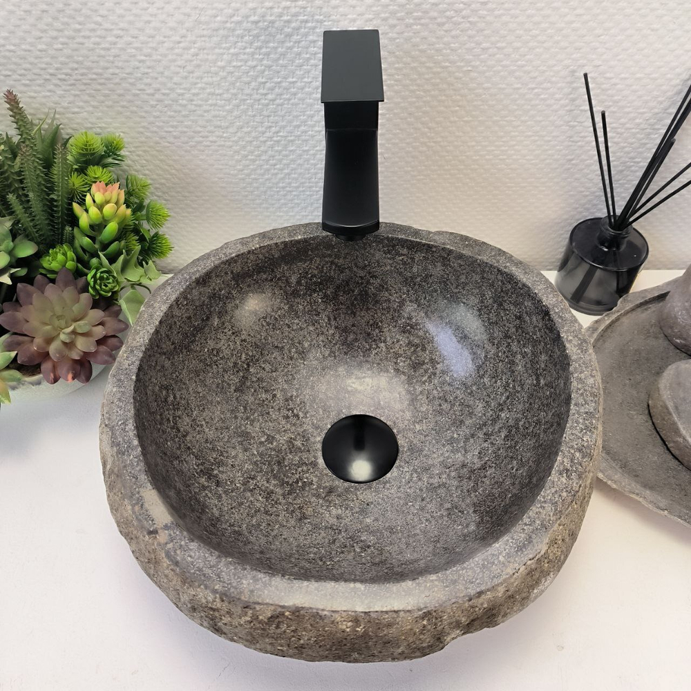 Раковина из речного камня RS63335 (38*35*16) 0122