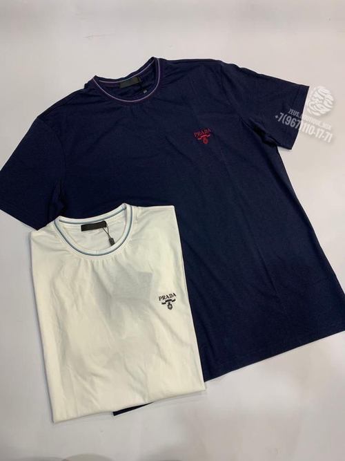 Футболка Prada