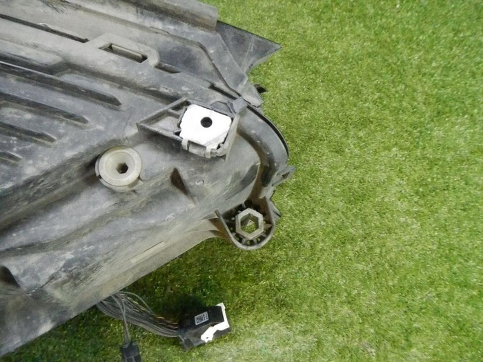 Фара левая Mercedes GLC X253 (2019-2022) LED