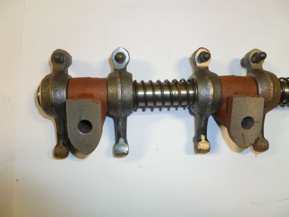 Ось коромысел в сборе с коромыслами,стойками,пружинами  Ricardo K4100; TDK 26,42,N 38,56,66 4LT/Valve Rocker Shaft