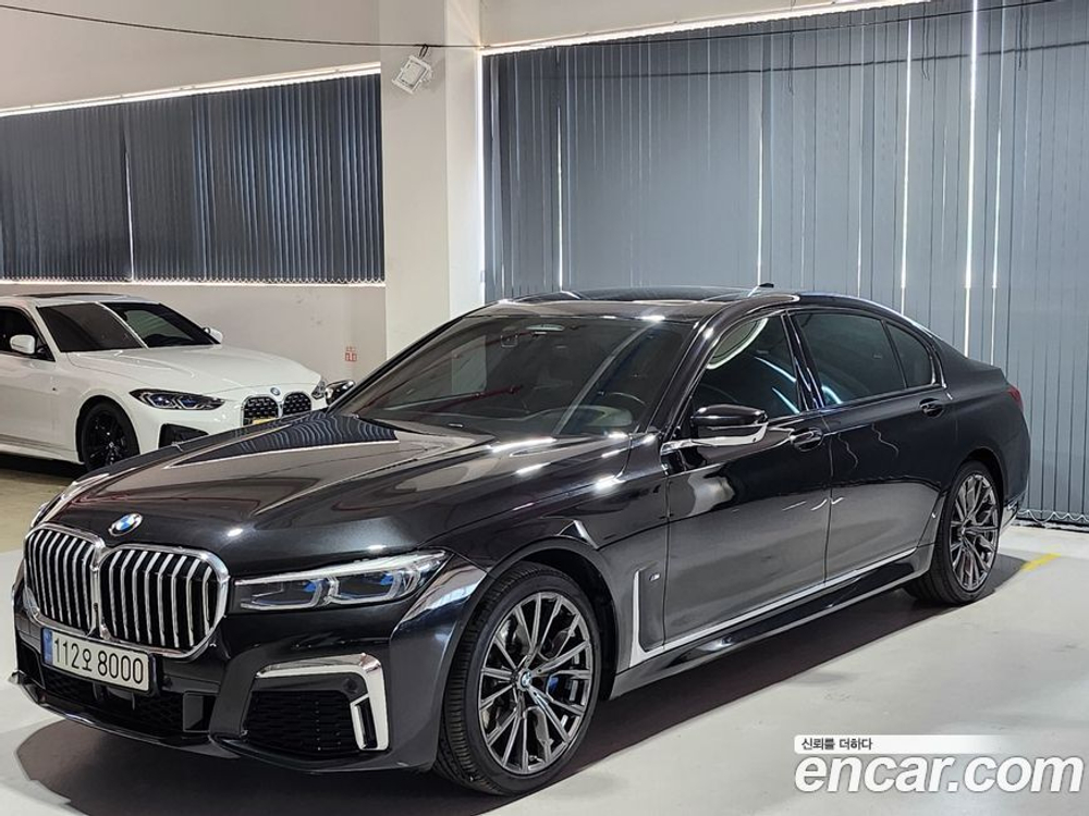 BMW 7 Series (G11) 740Li xDrive M Sports (05.2020)