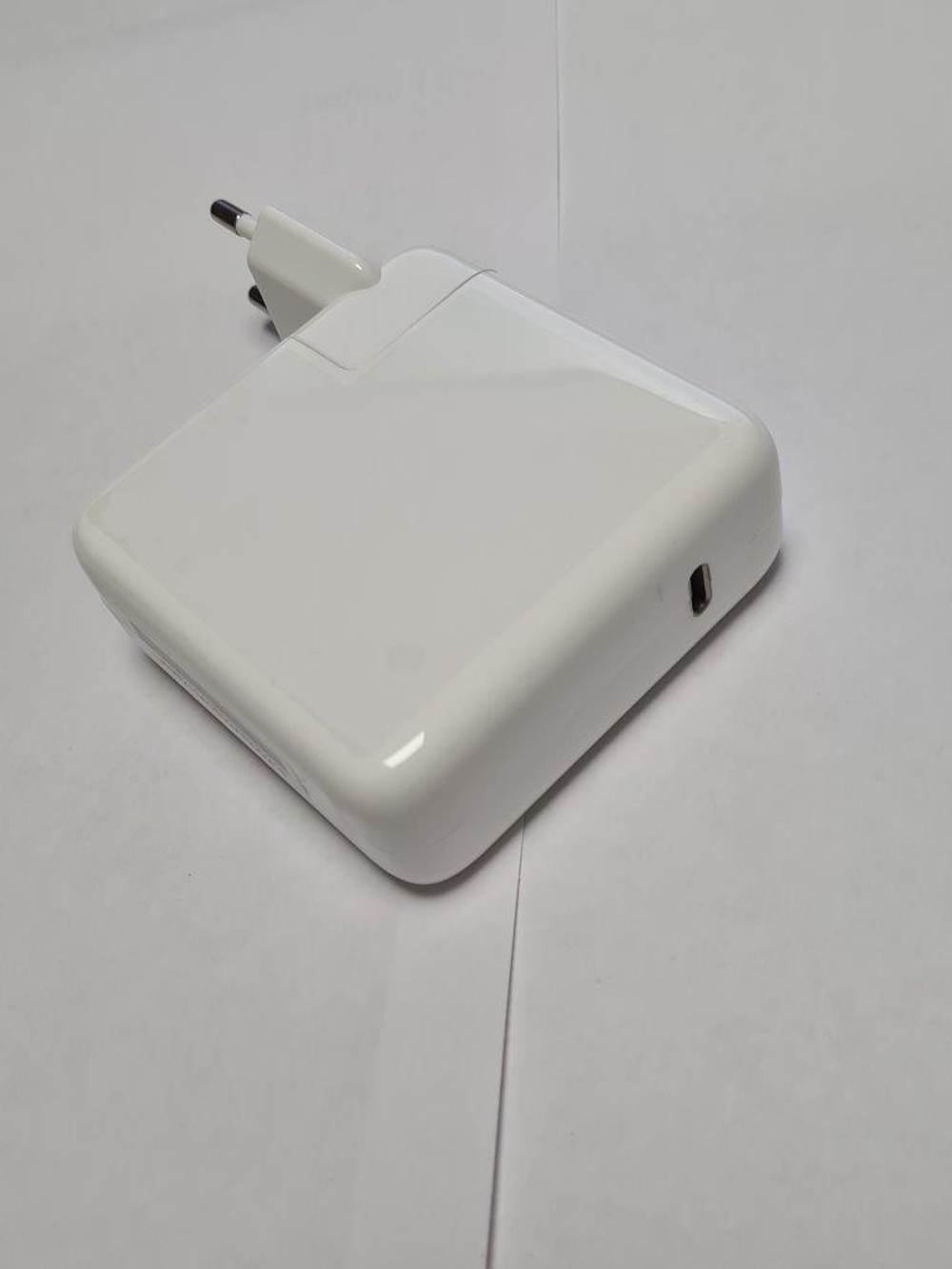 Блок питания ET DC-65USB-C White