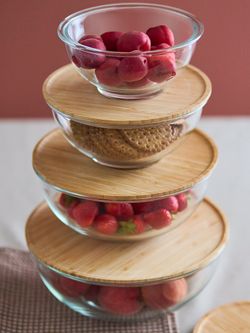 Набор из 4-х стеклянных мисок Eco Store с крышками из бамбука