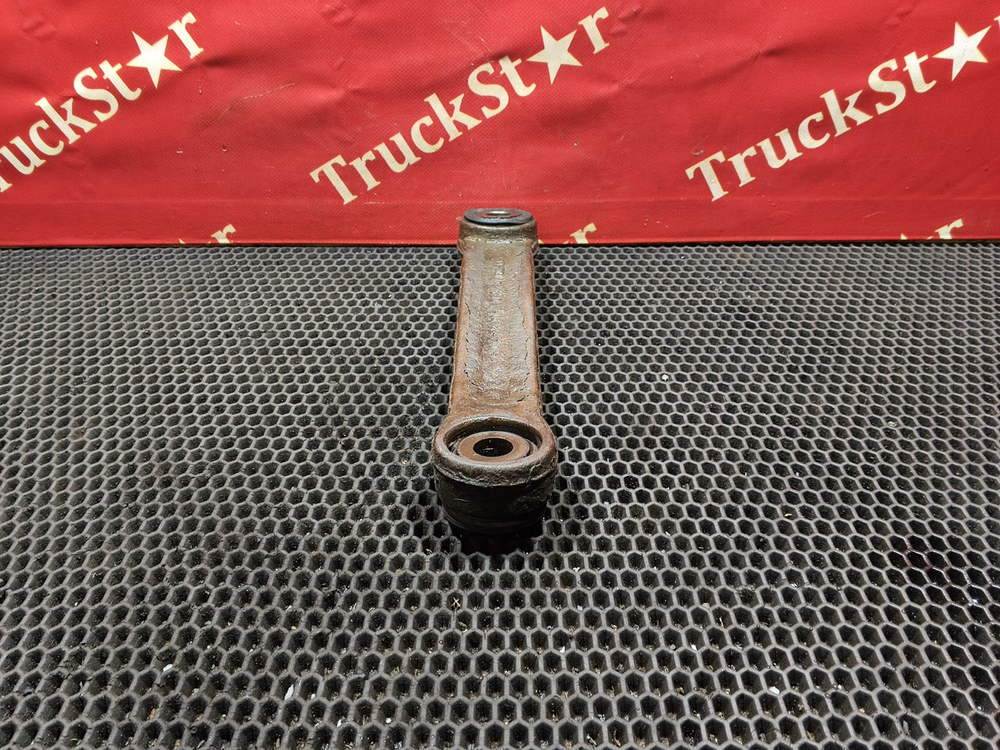 Стойка переднего стабилизатора