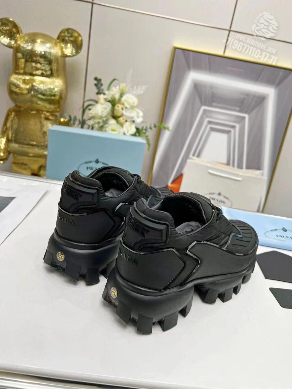 Кроссовки Prada