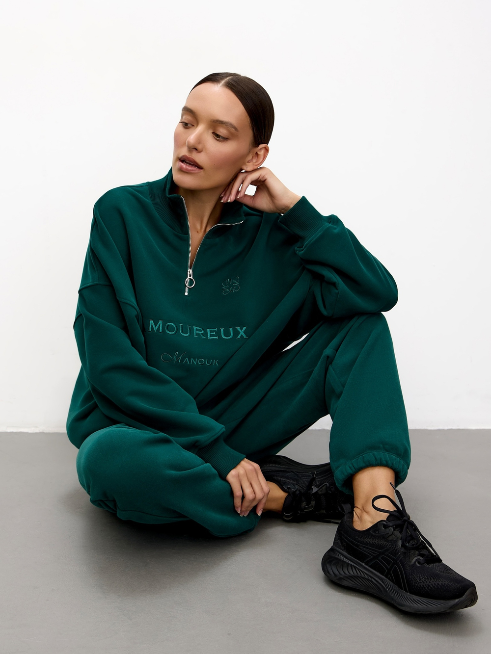Олимпийка Amoureux Dark Green