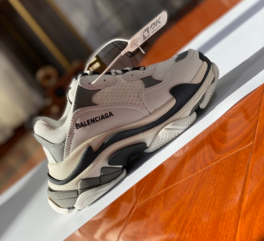 Balenciaga Triple S