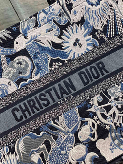 Christian Dior Book Tote 42 cm