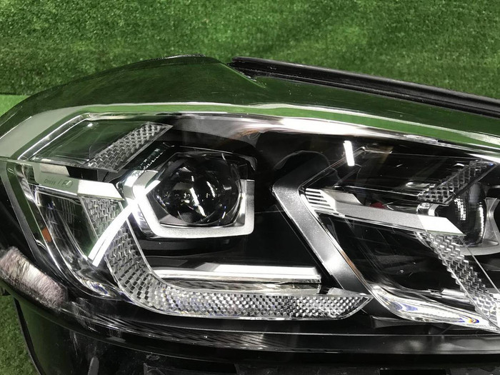 Фара правая BMW X3 G01 (2021-н.в.) LED