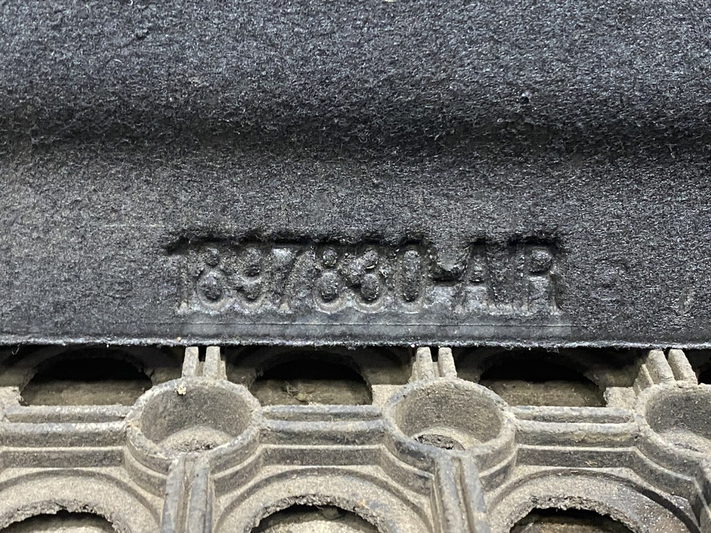 Шумоизоляция двигателя 2019г