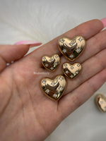 Пуговицы сердечки золотые со стразами