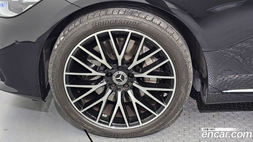 Mercedes-Benz S-Class W223 S580L 4MATIC (08.2022)