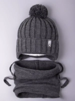 Шапка для мальчика осенняя вязаная и снуд
