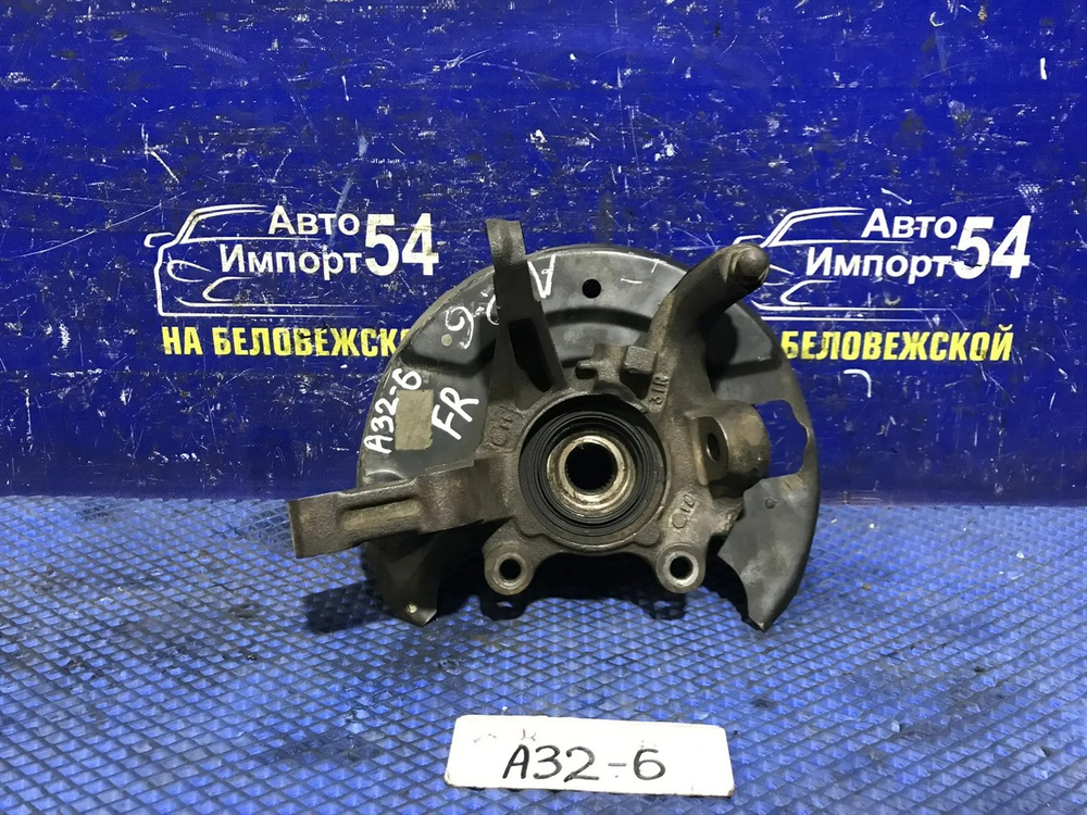 Ступица передняя правая NISSAN CEFIRO 1994