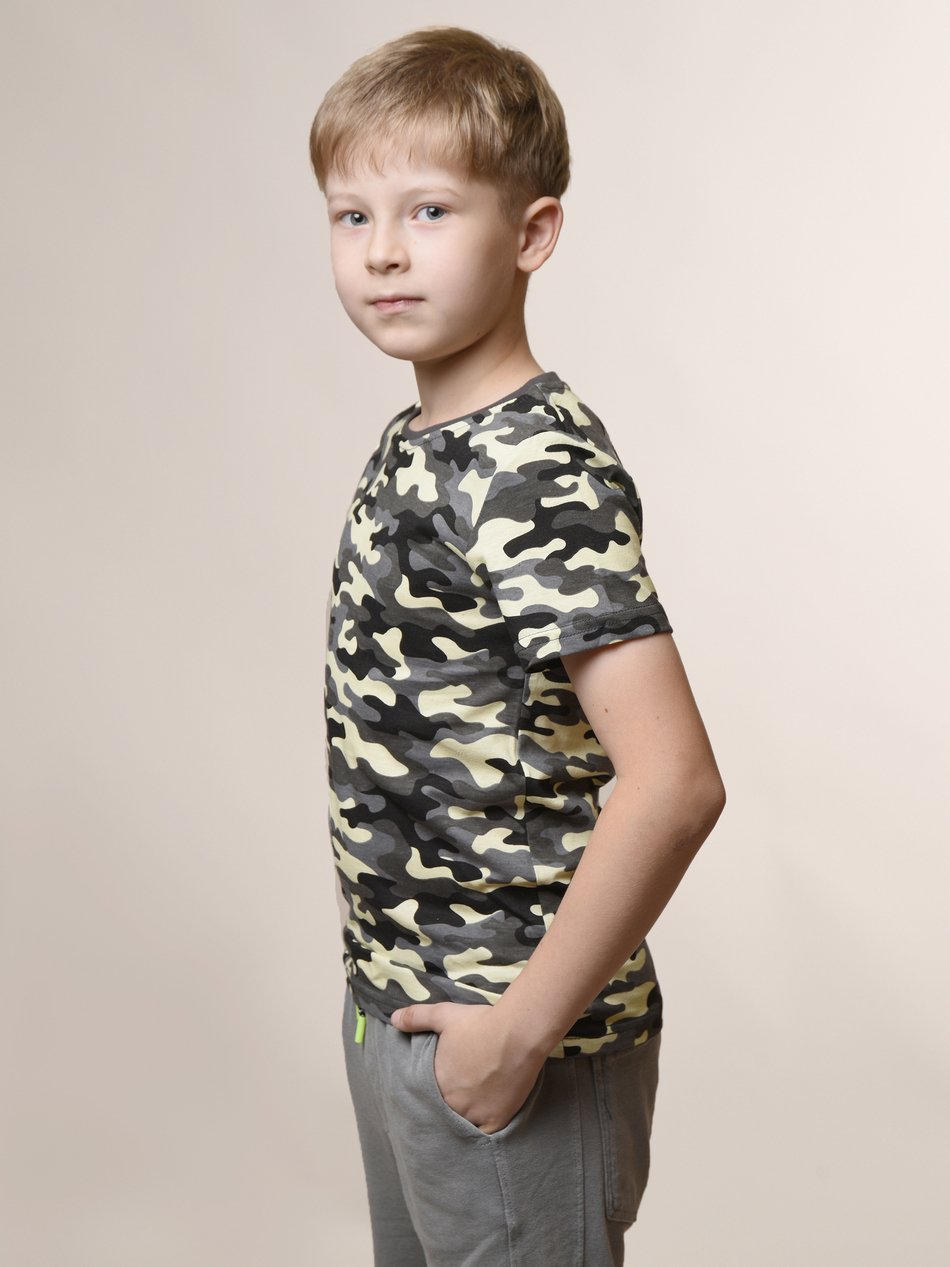 Футболка для мальчика камуфляжная